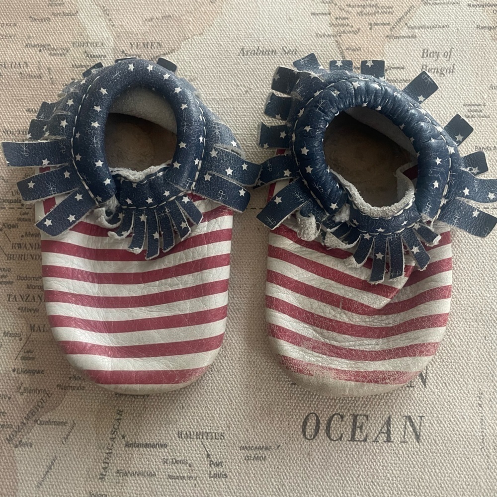 Freshly Picked Stars and Stripes Moccasins Size 4